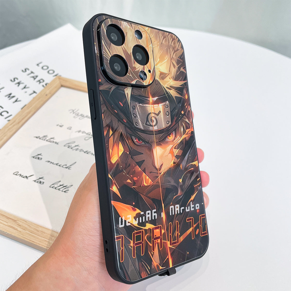 Intelligente Bunt Leuchtende Case für iPhone 15 Pro Max - Naruto Design