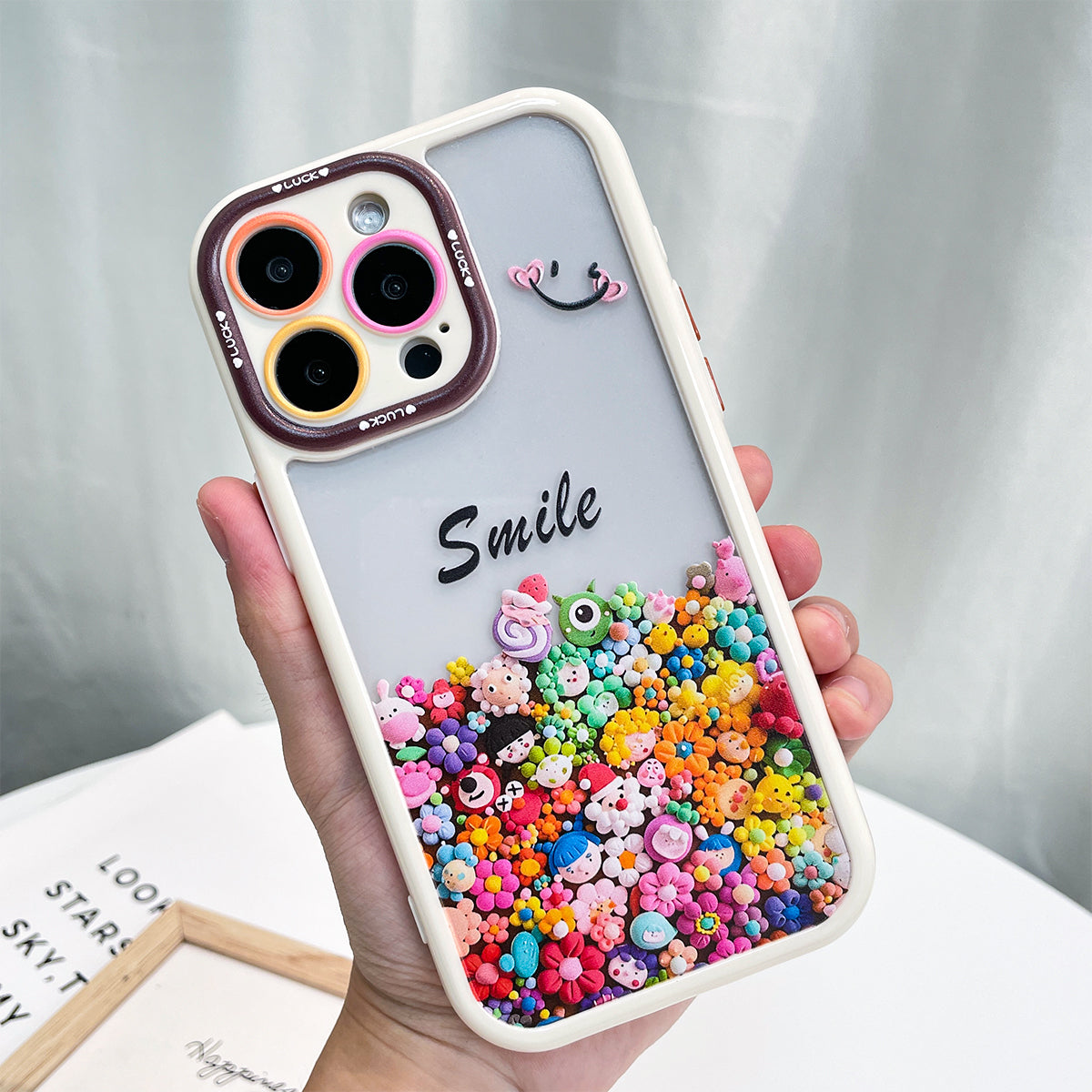 Color Pop Smile Designer Case für iPhone 15