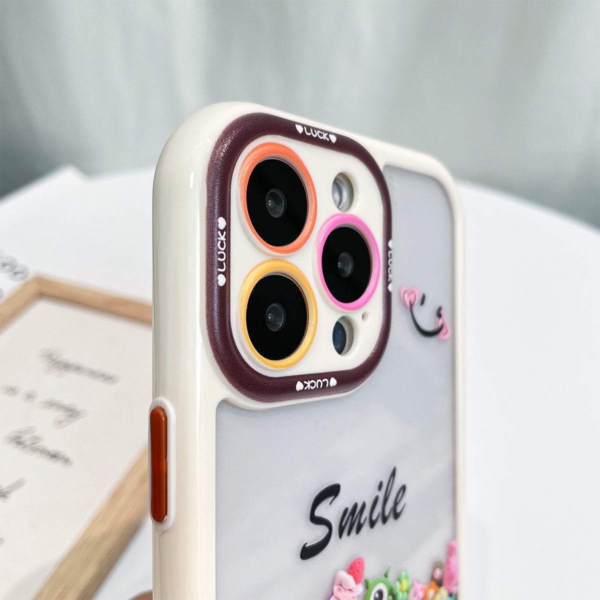 Color Pop Smile Designer Case für iPhone 15